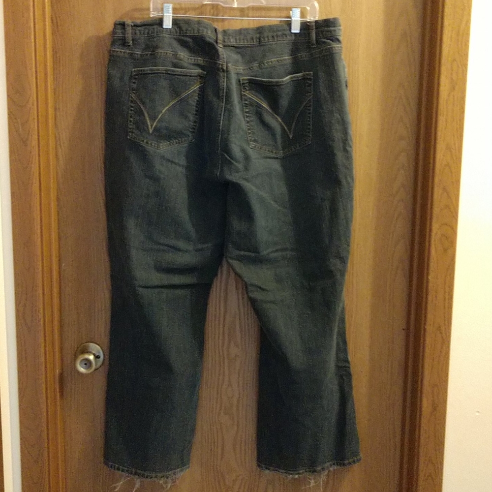 Jeans - Picture 2 of 6